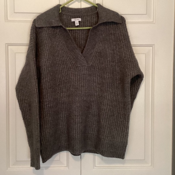 V neck collared ribbed sweater - Picture 1 of 5